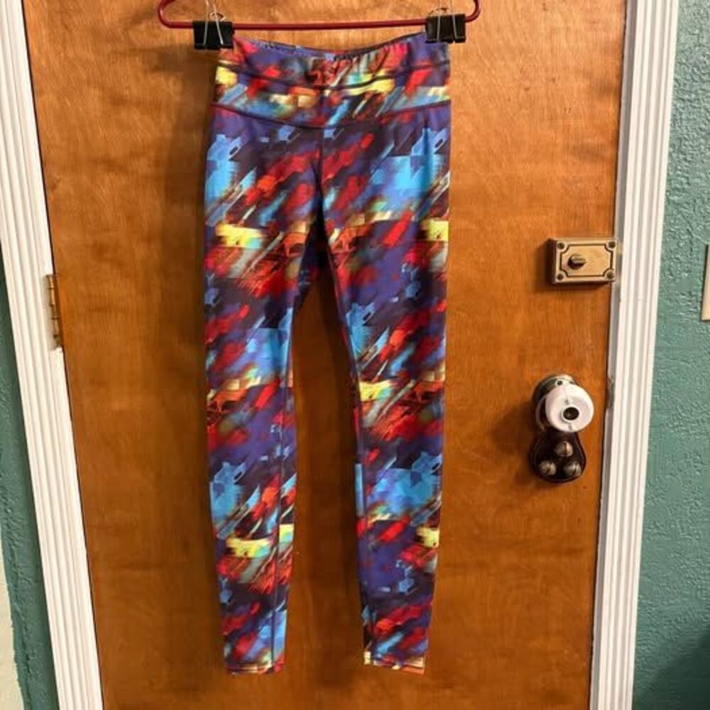 Athleta Colorburst Sonar 7/8 Leggings Back Zipper Gym Yoga Hike Run Women's XS